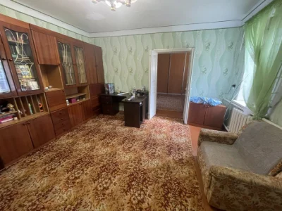 Продається 1/2 будинку р-н Сонячного парку