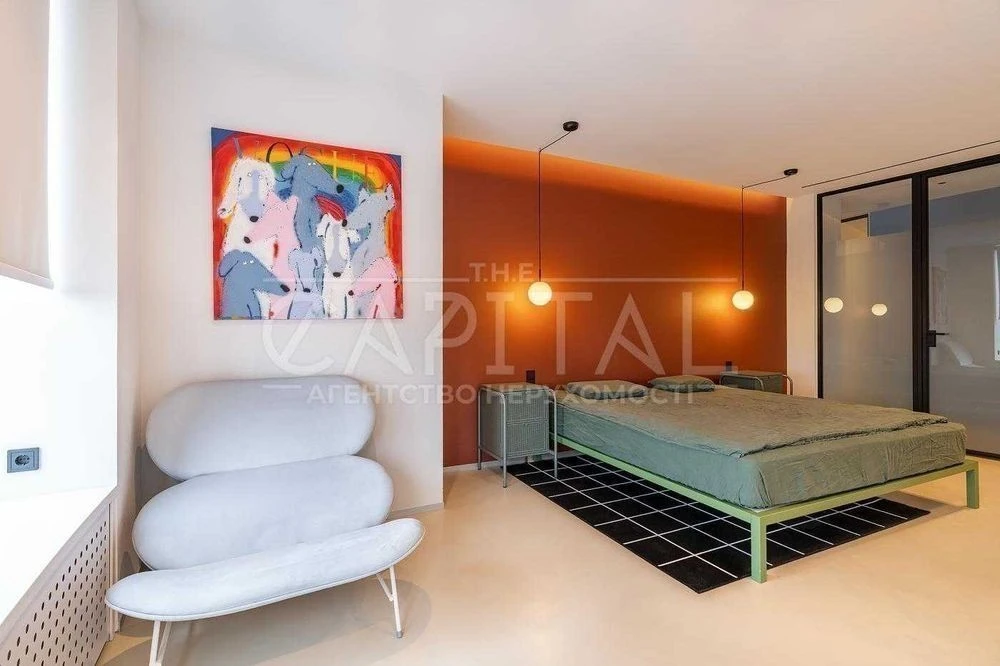 Designer apartment with parking in the residential complex Skyline, Ko