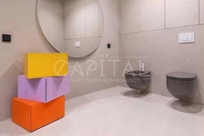 Designer apartment with parking in the residential complex Skyline, Ko