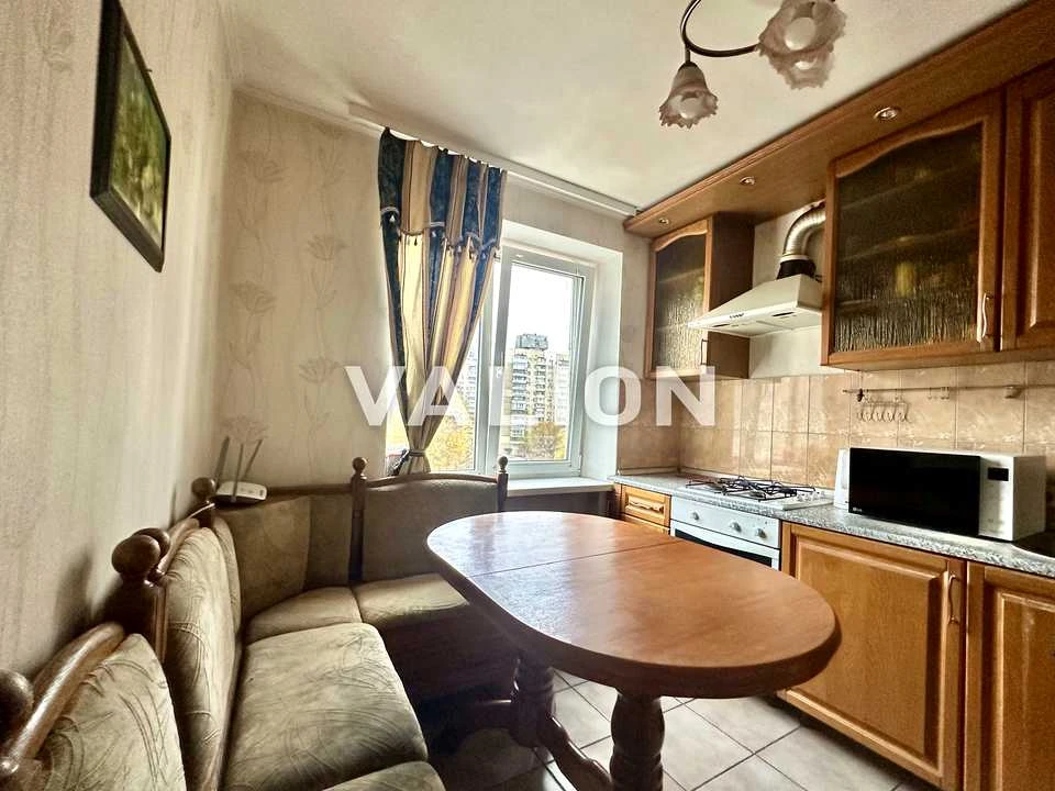 Apartment. Kyiv, Stadionna St.