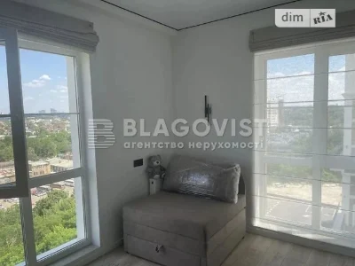Sale of 2-room apartment 42 sq. m. on Mykhaylo Maksymovycha 24G street