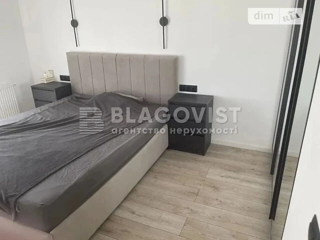 Sale of 2-room apartment 42 sq. m. on Mykhaylo Maksymovycha 24G street