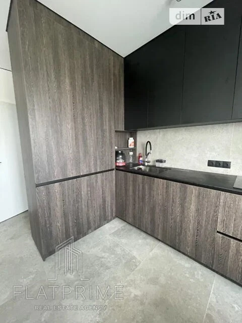 Sale of 2-room apartment 42 sq. m. on Mykhaylo Maksymovycha 24G street