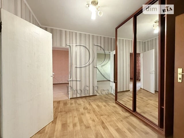 Sale of 3-room apartment 72.1 sq. m. on 22G Symyrenko St. • ID 345