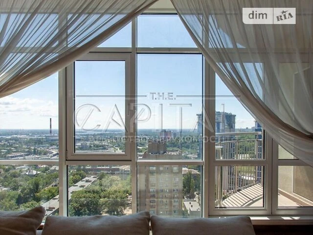 Sale of 5-room apartment 250 sq. m on Zvirynetska Street 59 • ID 346