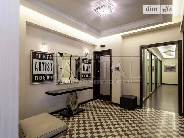 Sale of 5-room apartment 250 sq. m on Zvirynetska Street 59 • ID 346