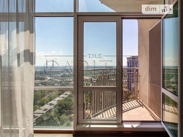 Sale of 5-room apartment 250 sq. m on Zvirynetska Street 59 • ID 346