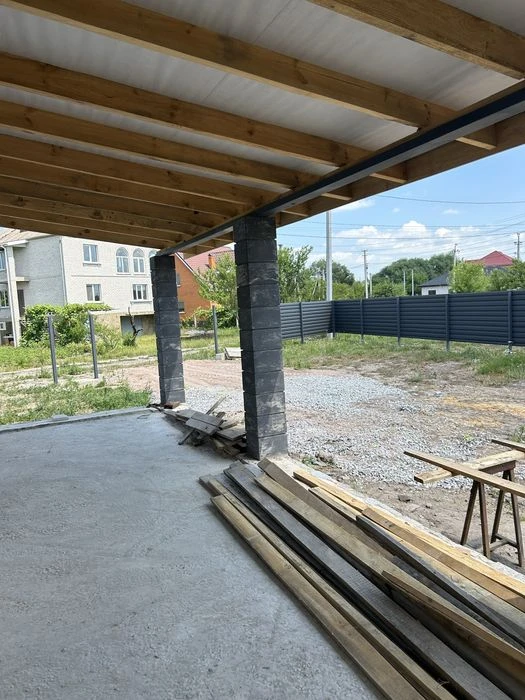 Продається недобудова 90 м2 на 5 сотках землі