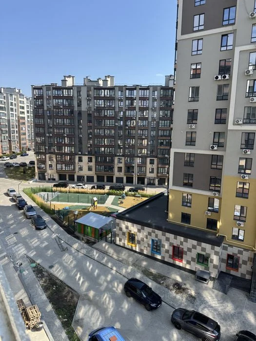 Продам 1-кімнатну квартиру в ЖК Гранд Сіті Домбровський