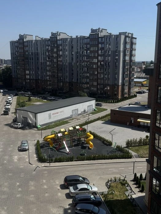 Продам 1-кімнатну квартиру в ЖК Гранд Сіті Домбровський