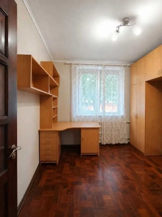 Apartment for sale on Gvardeytsev Shironintsev Street, Saltovka