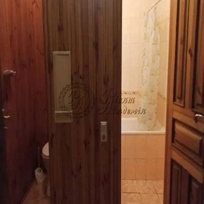 5-room apartment for sale at 38 Vasylkivska Street