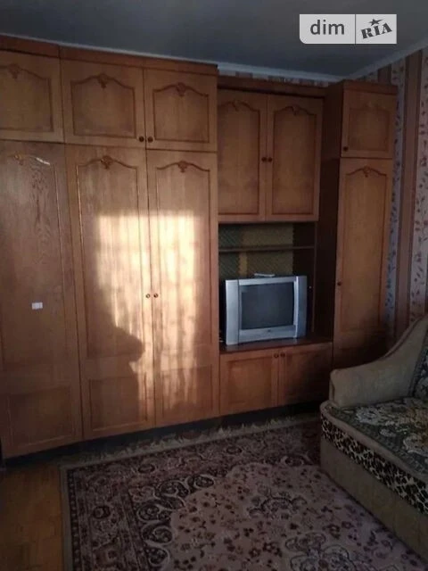 Sale of 1-room apartment 31.5 sq. m. on Dmytra Pavlichka Avenue 3 •