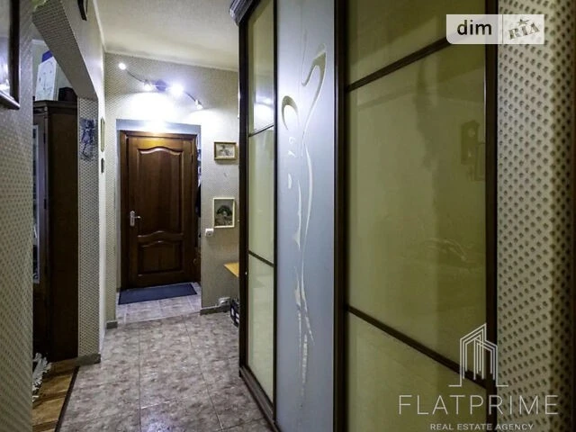 Sale of 3-room apartment 72 sq. m on Zoi Gaidai St. 10 • ID 34661