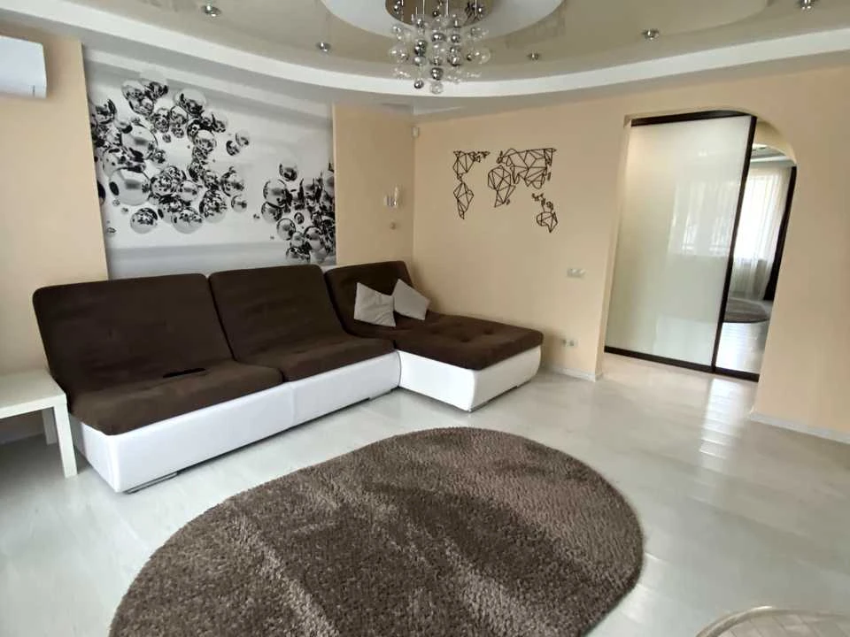 Apartment. Dnipro, Topolya-2 residential area, st.