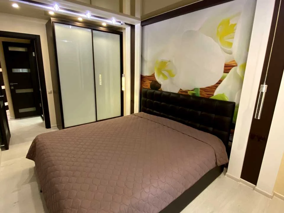 Apartment. Dnipro, Topolya-2 residential area, st.