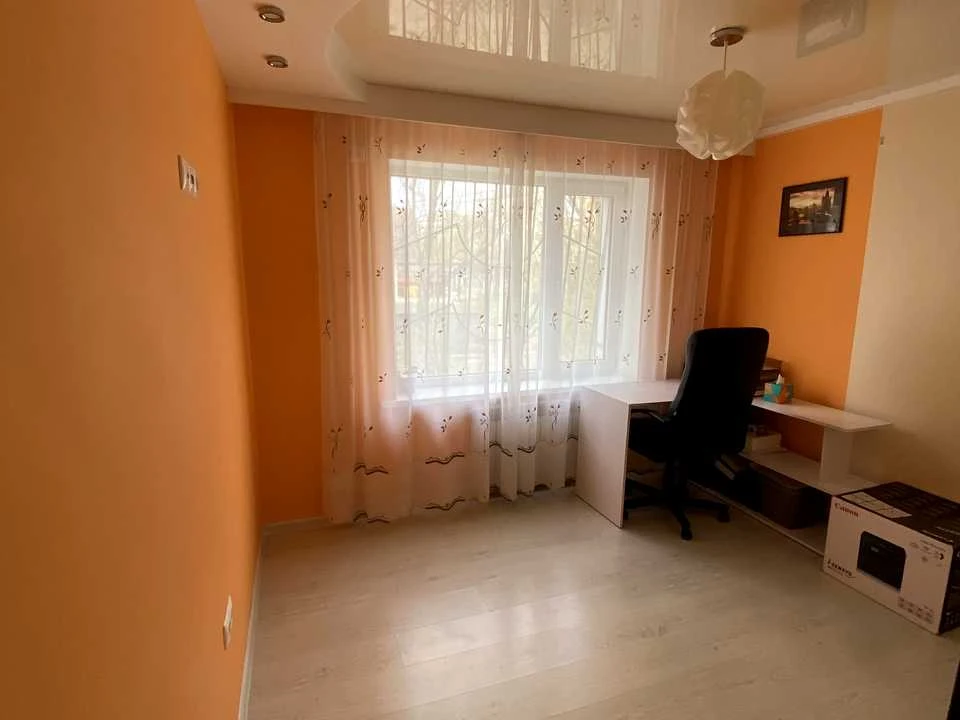 Apartment. Dnipro, Topolya-2 residential area, st.