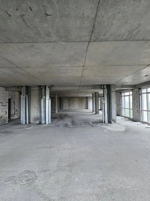 Продам велику квартиру в ЖК Central Park +парко місце