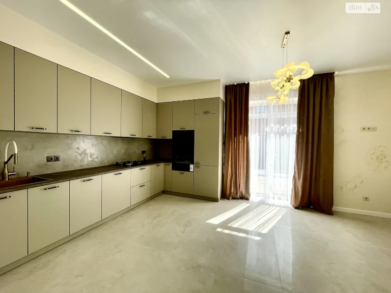 Townhouse for sale