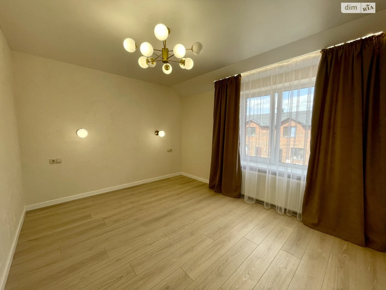 Townhouse for sale