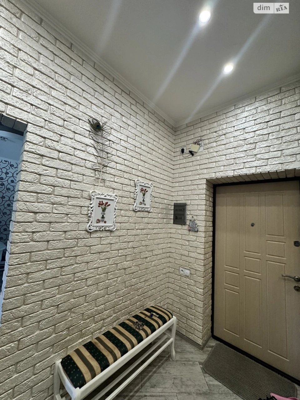 For sale Apartment Zhuravlivka
