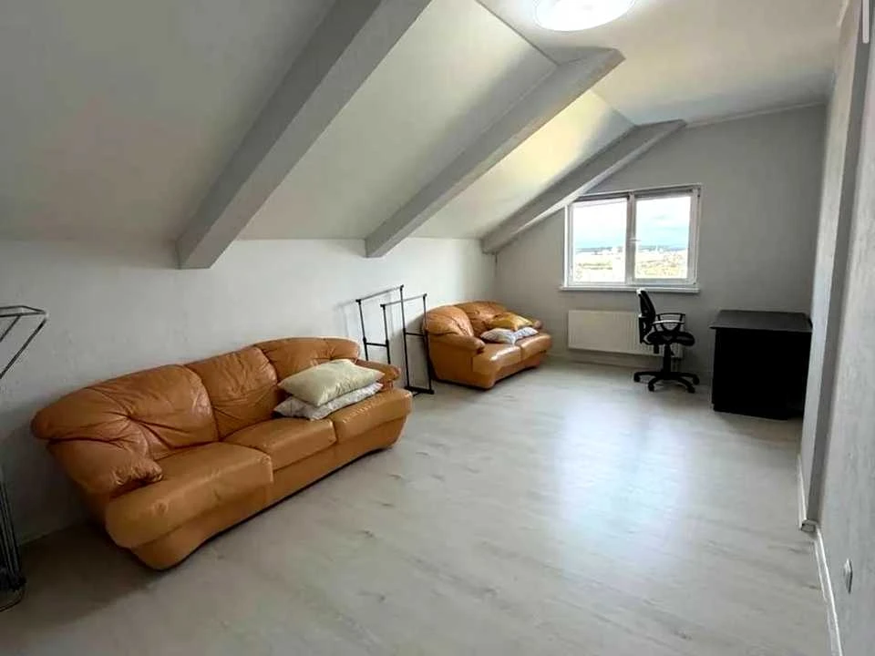 Apartment. Kyiv, Kharkiv highway