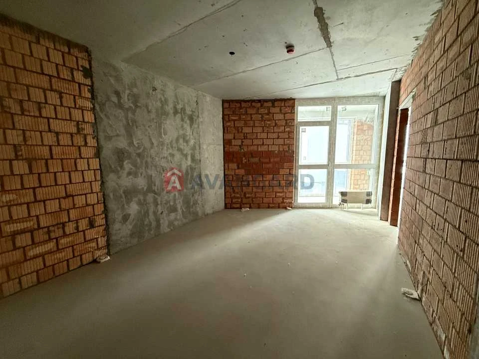 Apartment. Kyiv, Mykola Bazhana Ave., (Building 9)