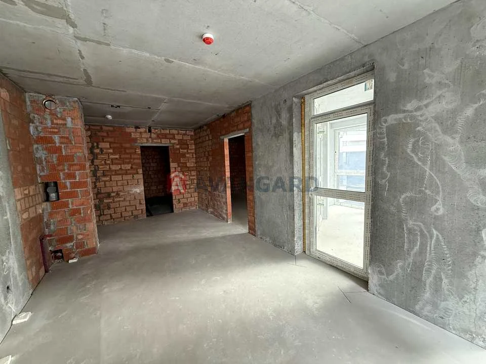 Apartment. Kyiv, Mykola Bazhana Ave., (Building 9)