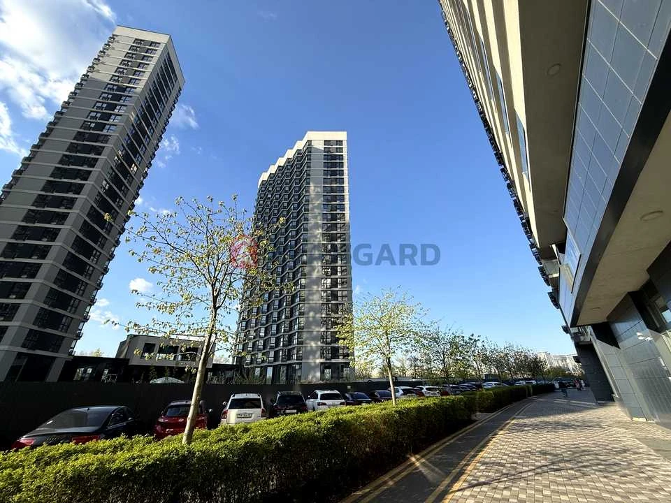 Apartment. Kyiv, Mykola Bazhana Ave., (Building 9)