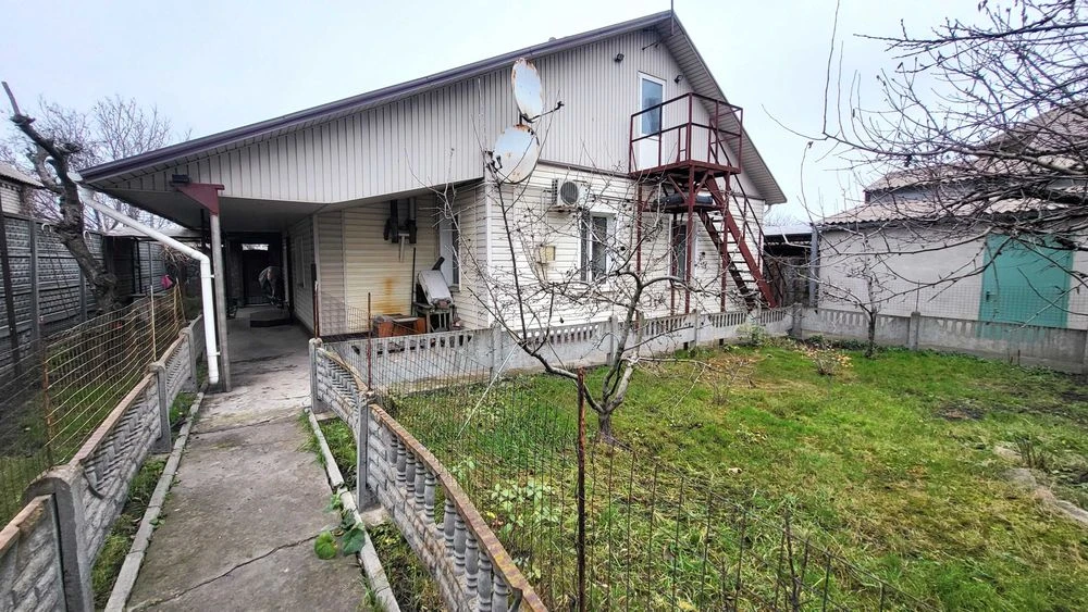 Продаж будинка вул. Фільтрова. Будинок та Земля - ПРИВАТИЗОВ