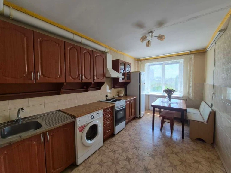 Продам 2-квартиру в Приморском районе Одессы.