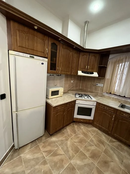 Продається 2 кімн. кв-ра в центрі м. Ужгород