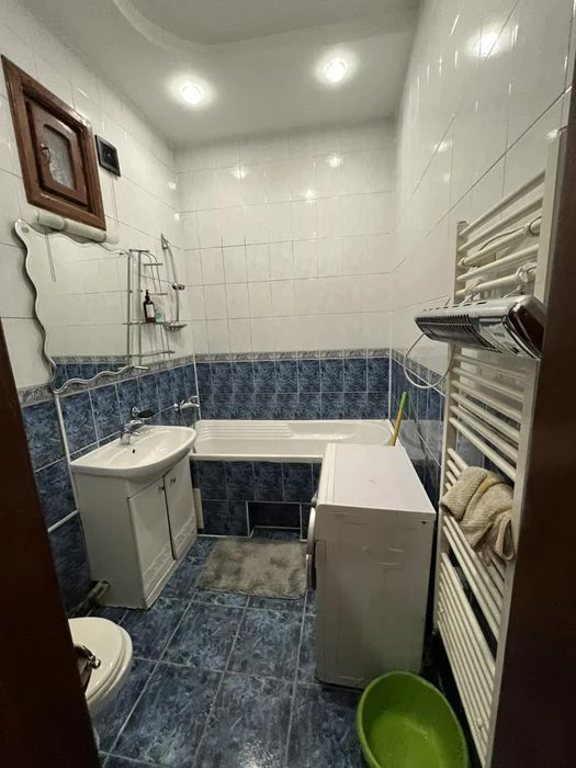 Продається 2 кімн. кв-ра в центрі м. Ужгород