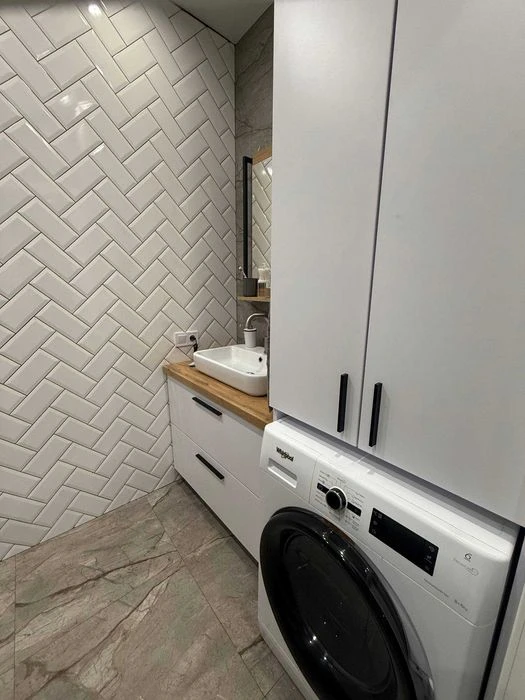 Эксклюзив! 2к квартира с кухней 17м² и ремонтом Ул Генерал