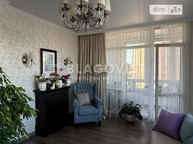 Sale of 3-room apartment 100.2 sq. m on Feodosiyskaya St. 2 • ID 3