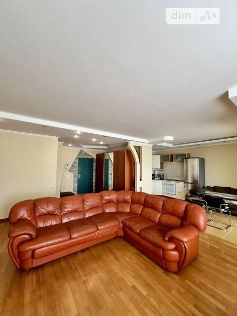Sale of 2-room apartment 77 sq. m on Petra Hryhorenka Avenue 1B •
