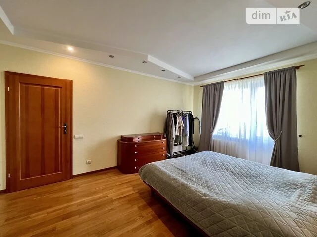 Sale of 2-room apartment 77 sq. m on Petra Hryhorenka Avenue 1B •