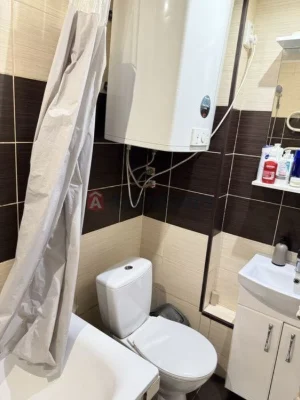 Продажа: 3-комнатная квартира по улице Парамонова, Космос