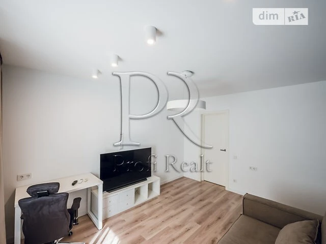 Sale of 2-room apartment 65.7 sq. m. on Yuliya Zdanovskaya St. 36V •