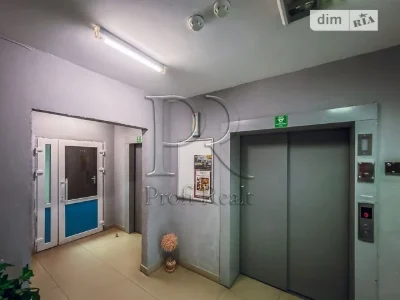 Sale of 2-room apartment 65.7 sq. m. on Yuliya Zdanovskaya St. 36V •
