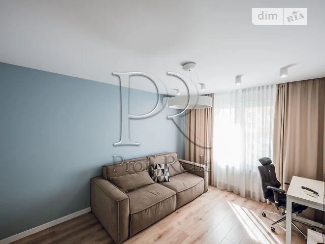 Sale of 2-room apartment 65.7 sq. m. on Yuliya Zdanovskaya St. 36V •