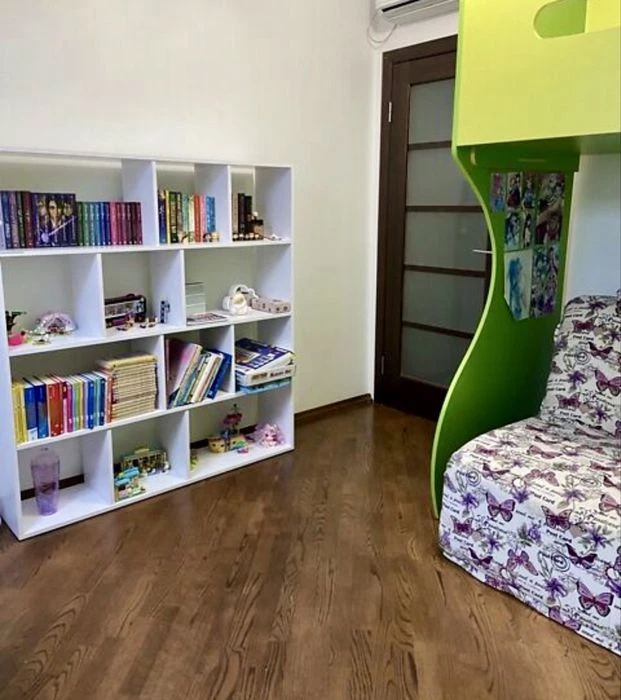 Продаж 2к кіартири з ремонтом/ 89 м2/Капушанська / Новий Рай