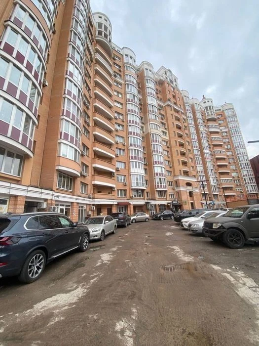 Apartment for sale Lukyanenka 21 k6