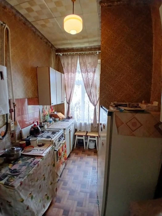 Продам 2-комнатную квартиру на проспекте Ивана Мазепы