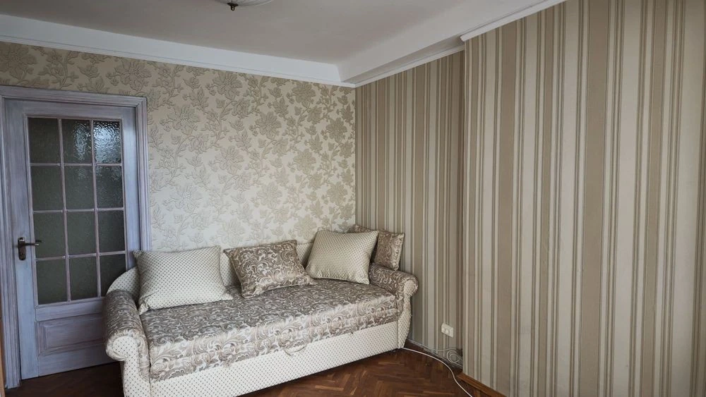 3-apartment Lisovyi massiv, Desnyanskyi district