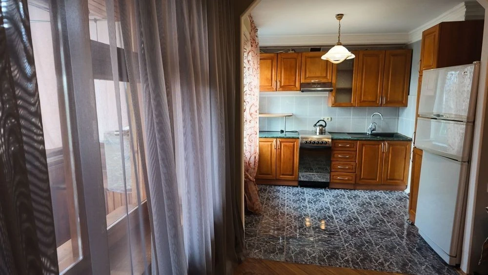 3-apartment Lisovyi massiv, Desnyanskyi district