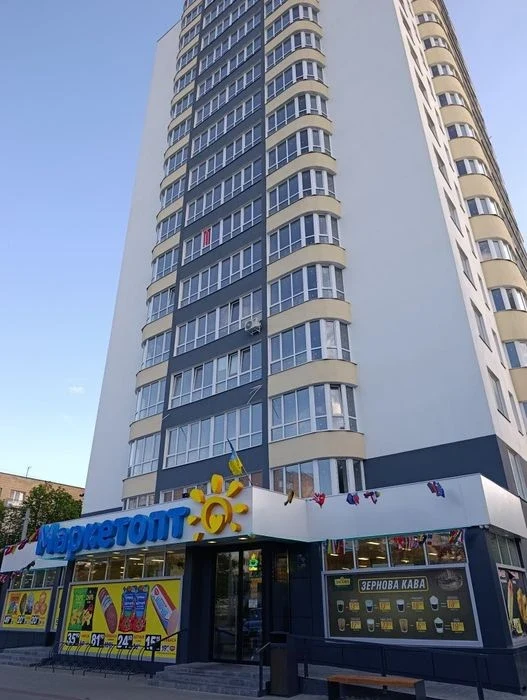 ЦЕНТР 2к 72м2, 15/17/М, вул.Митницька 42 + Є відновлення!