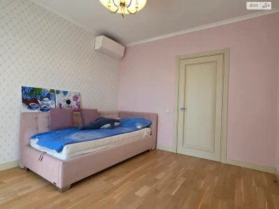 Sale Apartment Solomyanka