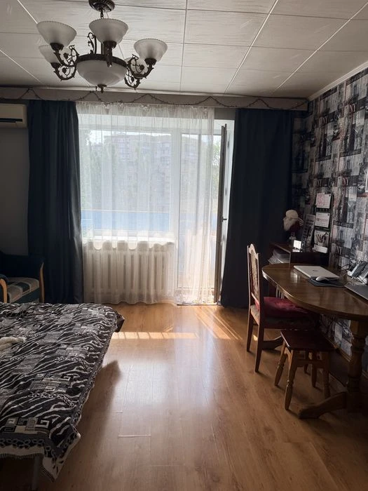 Продам 3 комн.квартиру на Семена Палия!