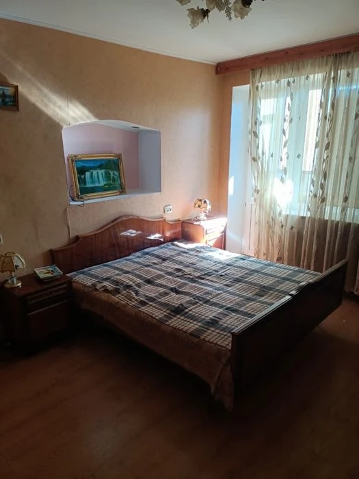 Продам 3 комн.квартиру на Семена Палия!